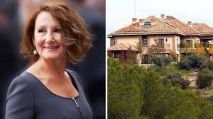 Paloma Rocasolano, madre de Letizia Ortiz, vive en el Pabellón del Príncipe  y no paga sus gastos | Caras