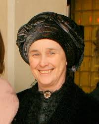 It is with much sorrow and pain that we have just learned of the passing of  Rebetzin Denah Weinberg A”H. All of our hearts are broken at the loss of  this groundbreaking