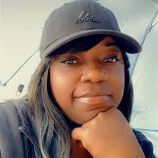 MzTeeStephens (@MsTee35_76)