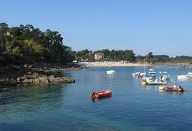 Port Manec H Strand And Jetty Near The Mouth Of The Rivers Aven And Belon River Brittany Port