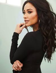 I love tequila and i love mexico, so when the opportunity arose for me to start onda, my sparkling tequila company while traveling to mexico i was in. Millionaire Lessons From Shay Mitchell Money Mimosas