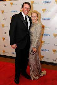 The breast cancer in amy mickelson was discovered after an extensive battery of tests, the golfer's manager t.r. 9kfvyyidutqrxm