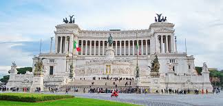Venice , italian venezia , city, major seaport, and capital of both the provincia (province) of venezia and the regione (region) of veneto , northern italy. What Where To Eat In Rome Piazza Venezia Gourmetaly