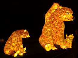 Located directly at jardin des plantes, which is recommended to visit, especially with kids! Illumination Jardin De Plantes Paris Photo Essays