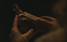 Drink Me Potion Alice In Wonderland Wiki Fandom