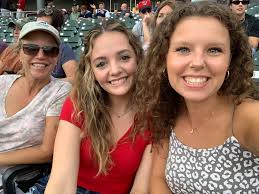 Ally Depew (@ally_depew)