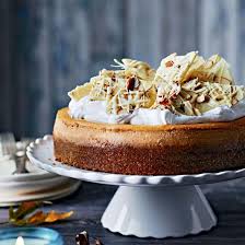 Recette De Gateau Au Fromage A La Citrouille Ecorces De Chocolat Blanc Aux Amandes Coup De Pouce Pumpkin Dishes Pumpkin Cravings Pumpkin Recipes