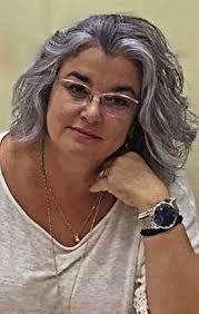 Teresa López se convierte en la primera presidenta del Colegio de  Veterinarios