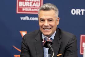 Lakers name former UVA coach Tony Bennett as a 'draft advisor' to Rob Pelinka