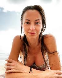 Erica Sauer's Instagram, Twitter & Facebook