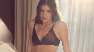 Аллан фитерман, амора маутнер, мауру мендонса филью и др. Verdades Secretas 2 Abusa De Cenas De Sexo E Camila Queiroz Usa Duble Para Sadomasoquismo