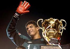 Maybe you would like to learn more about one of these? Santos Futebol Clube On Twitter Pelo Santos O Goleiro Ainda Conquistaria O Bi Paulista 2006 07 Sempre Com Aquela Raca Que Empolgava A Nacao Santista Foram 345 Jogos Sendo 203 Como Capitao Feliz