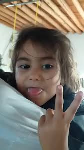 مهم نیست کجای این دنیا ایستادگی و سهم ت چیه از دنیا مهم نیست توی برج باشی  یا الونک سقف چوبی مهم اینه کجا دلت آروم بگیره , #پدر #پدر_پسری #پدرانه