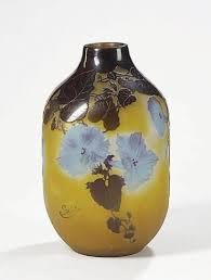 Emile Galle 1846 1904 Vase Quadrangulaire Epreuve En Verre Mult Art Verrier Vase Vente Aux Encheres