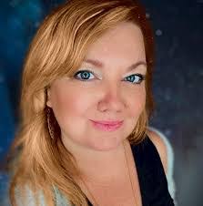 Maureen Pyle's Instagram, Twitter & Facebook