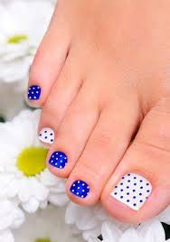 Pink and purple gradient with simple decoration! Pedicures Just Got Better With These 50 Cute Toe Nail Designs