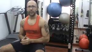 Pettorali Come Allenare I Pettorali Alti Youtube