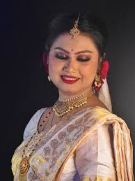 Assamese bridal magic unlock 🔓♥️ Mua-deboshree das💄🧿 Model -Deepanjoli  das♥️😍 For upcoming bridal booking contact 📱8876396129🧿 #assamesebride  #traditional Sadar mekhela#assamesegirl #reelsvirel #ᴍᴀᴋᴇᴜᴘʟᴏᴠᴇʀ  #upvomingbridels ...