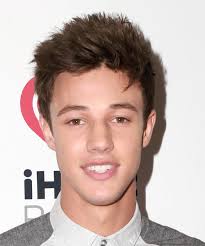 I thought i had to look like cameron dallas or justin bieber. he adds, i look at myself in the movie now fashion and personal style in the world of influencer business is essential, i think. How To Do Cameron Dallas Hairstyle Haircuts You Ll Be Asking For In 2020
