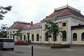 Find the best hotels and accommodation in hodonín by comparing prices from the top travel providers in one search. Restaurace Na Vlakovem Nadrazi V Hodonine Obedy Obedove Menu Poledni Menu A Menicka Menicka Cz