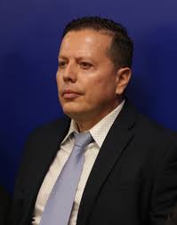 Chaves anuncia 16 nombramientos más y proyecta reestructuración en MOPT y  Vivienda • Semanario Universidad