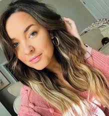 Nancy Brislin's Instagram, Twitter & Facebook