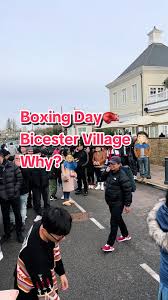 Bicester Village Boxing Day 👀 - Youtube