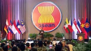 Politik internasional adalah politik antarnegara yang mencakup kepentingan dan tindakan beberapa atau indonesia adalah negara terbesar di asia tenggara dan memegang peranan penting dalam hal keamanan. Peran Indonesia Di Asean Dalam Bidang Ekonomi Kumparan Com