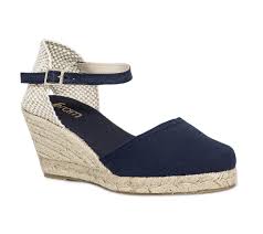 Sandales à talon avec bout ouvert recouvertes d'un tissu fleuri tressé main. Espadrille Talon Compense Cheaper Than Retail Price Buy Clothing Accessories And Lifestyle Products For Women Men