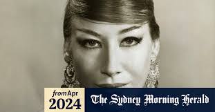 Diane Masters's Instagram, Twitter & Facebook