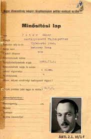 Világossá kellene tenni, hogy magyarországnak nem kormánya van, hanem bűnszervezete, amelyet orbán viktor vezet. Index Tudomany Talpalas Sonyalatas Wc Bol Itatas Nem Konnyu Olvasmany Peter Gabor Portreja