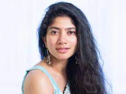 Sai pallavi senthamarai is an indian actress who is known for her appearance in south indian film industry in malayalam, tamil, and telugu languages. Love Story Actress Sai Pallavi Makes A Gorgeous Statement In An Organza Saree It Costs Rs 1 Lakh Telugu Movie News Times Of India