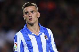 Gehören heutzutage zu den trendfrisuren für frauen. Antoine Griezmann France Antoine Griezmann Griezmann Mens Tops