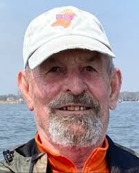 Paulette Metzger's Instagram, Twitter & Facebook