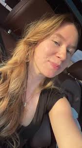 ella olson (@eostylzz)