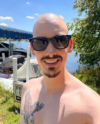 It's a good day to take the paddleboard out! Also a good day to drop a new  track…got one out today called Freckles. It's a reimagined version of  Thelma Plum's beautiful song.