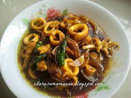 Sumbatkan telur yang dimasak sekejap tadi ke dalam sotong. Resepi Sotong Goreng Kunyit Kering Resep Masakan Khas