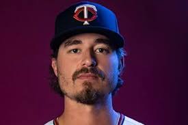 Steve Penick's Instagram, Twitter & Facebook