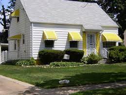 Check This Out 5 Awesome Facts About Awnings Awning Mindblowingfacts Metal Awning Cottage Exterior Aluminum Awnings