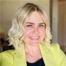 Allison Winans's Instagram, Twitter & Facebook