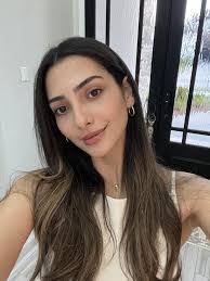 Larissa Rodriguez's Instagram, Twitter & Facebook