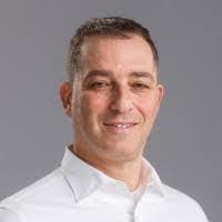 Aaron Braga's Instagram, Twitter & Facebook