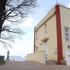 Jun 23, 2021 · magyarországon 1944 őszétől sorra alakultak a munkatáborok, melyekből hadifoglyokat és civil internáltakat hurcoltak a szovjetunióba. Molnar Csilla Kozterkep