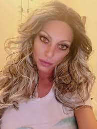 WHO DOESNT LOVE A GREAT MASSAGE FOR A PRESENT?! Don't miss out