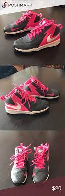 Nike Youth Size 1 Team Hustle D7 Nike Nike Basketball Shoes Nike Basketball