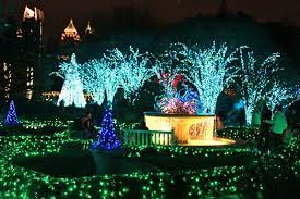 20 Best Christmas Light Displays In Georgia For 2020 W Map Best Christmas Lights Best Christmas Light Displays Christmas Light Displays