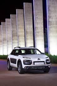 Compensatory design flourishes that all. Citroen C4 Cactus