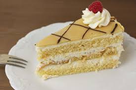 Marzipantorte Marzipantorte Rezept Marzipantorte Backen Sahnetorte Ohne Gelatine Sahnetorte Backen Marzipantorte Kuchen Und Torten Rezepte 3 Zutaten Kuchen