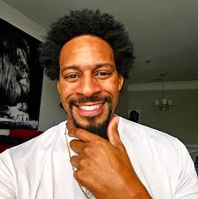 T Dot Kingsby Stand up 2012 Comedy Cafe