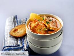 Soupe De Pommes De Terre Et Grondin A La Tomate Recettes Recette En 2020 Soupe Pomme De Terre Recette Poisson
